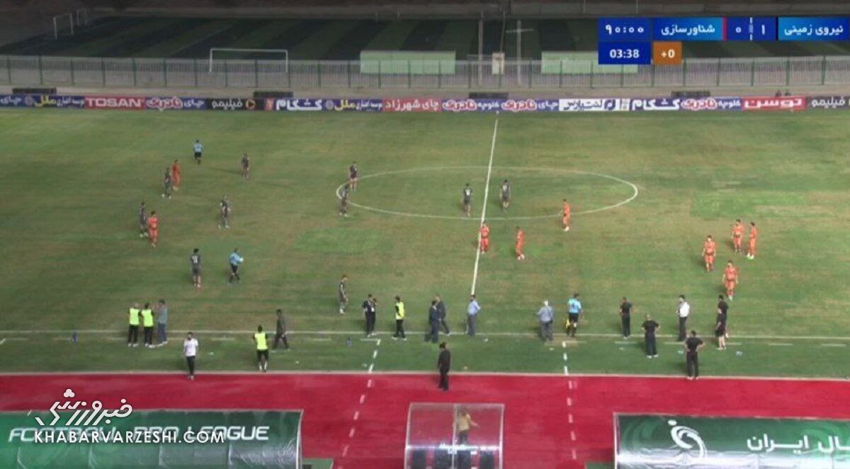 407573 قطع برق ورزشگاه تختی