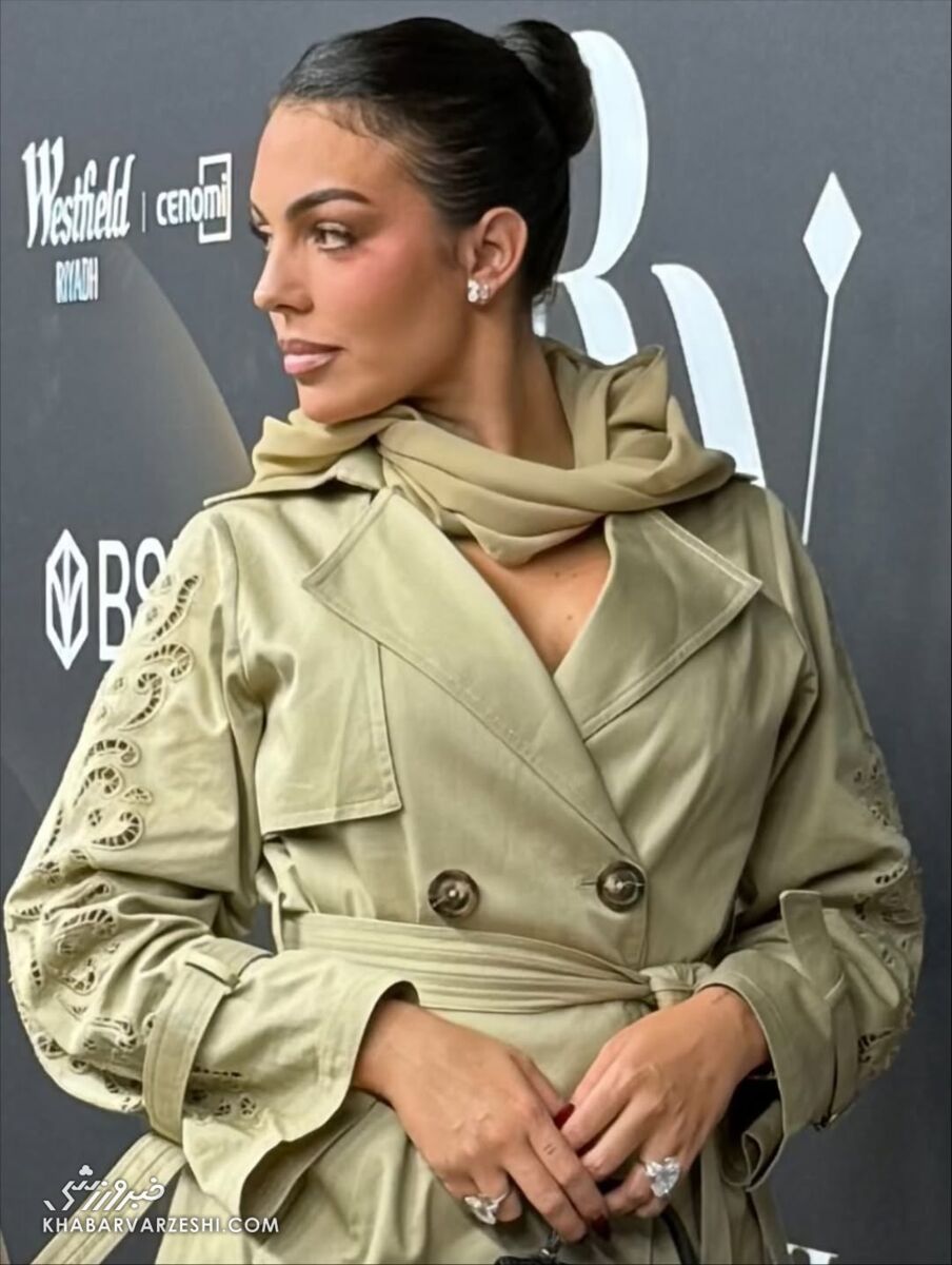 408446 استایل خاص جورجینا رودریگس در هفته مد ریاض