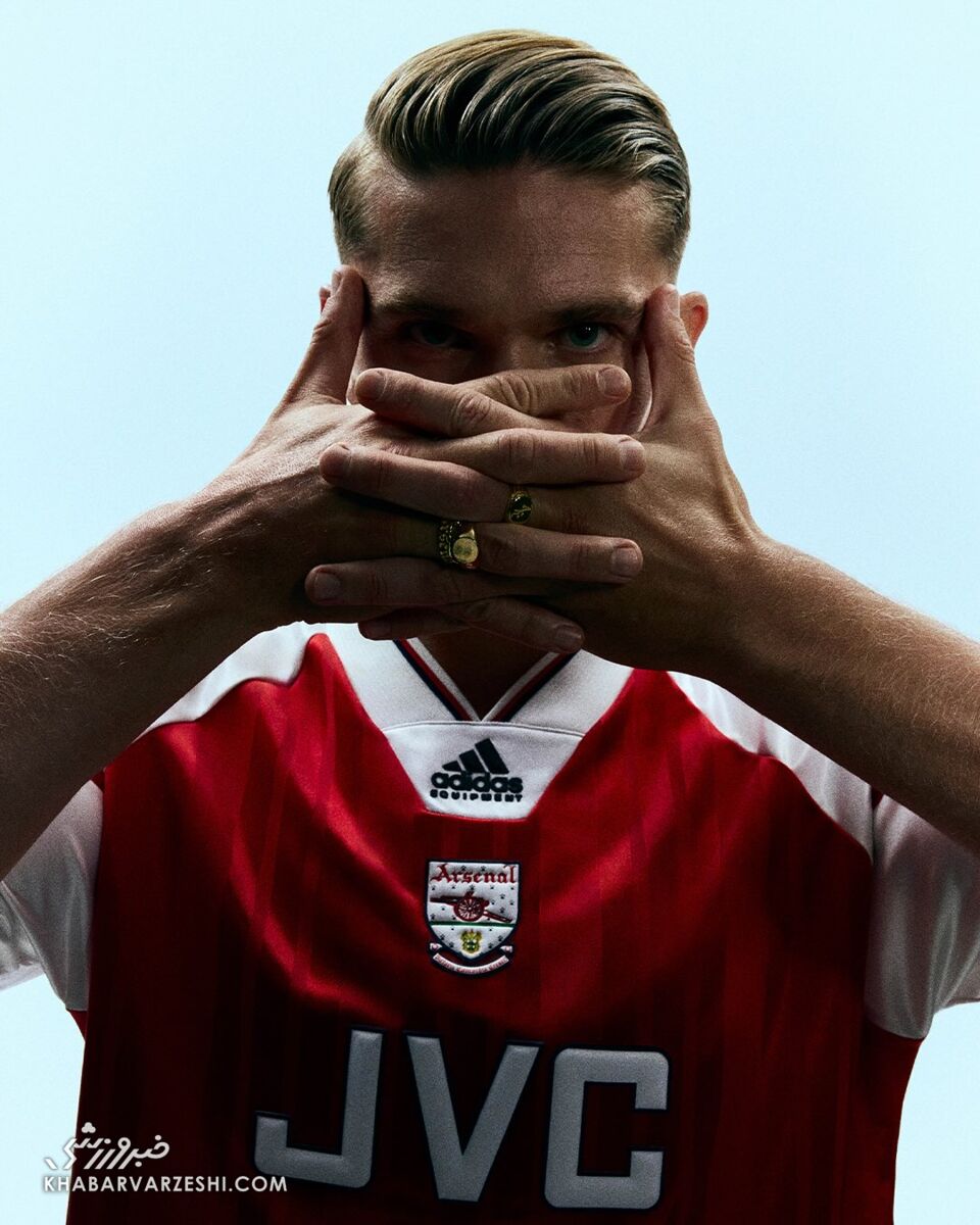 408922 ویکتور یوکرس