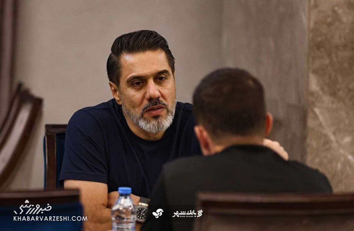 409856 اوسمار با افشین پیروانی چشم تو چشم شد/ پایان یک شایعه در پرسپولیس +عکس