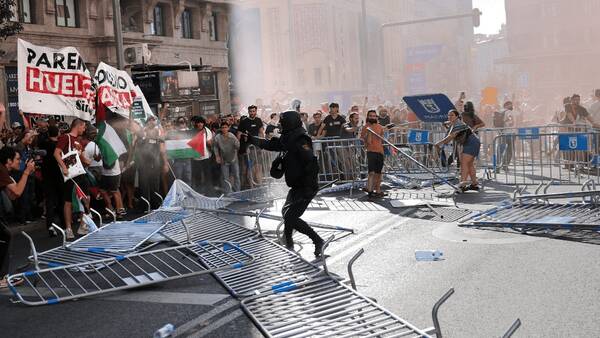 4513398-1 حامیان فلسطین قانون دوچرخهسواری را تغییر دادند