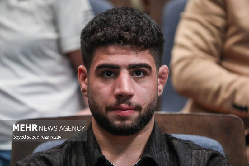 4518760 مراسم تجلیل از قهرمانان تیم ملی کشتی جمهوری اسلامی ایران