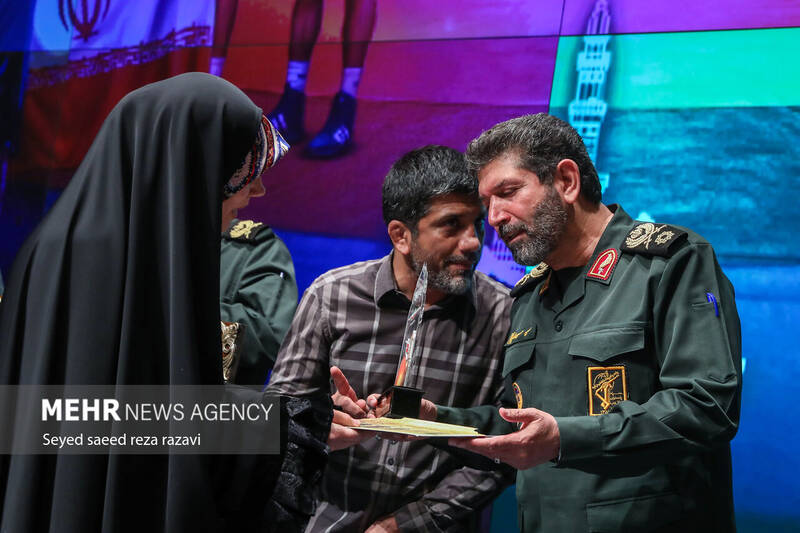 4518773 مراسم تجلیل از قهرمانان تیم ملی کشتی جمهوری اسلامی ایران