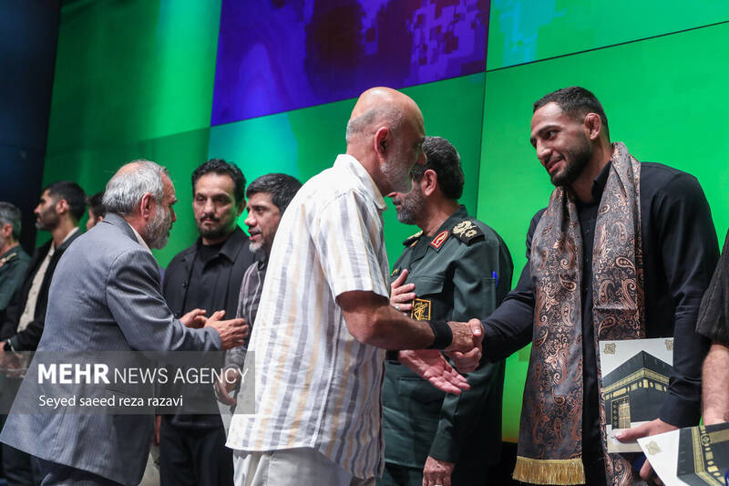 4518782 مراسم تجلیل از قهرمانان تیم ملی کشتی جمهوری اسلامی ایران