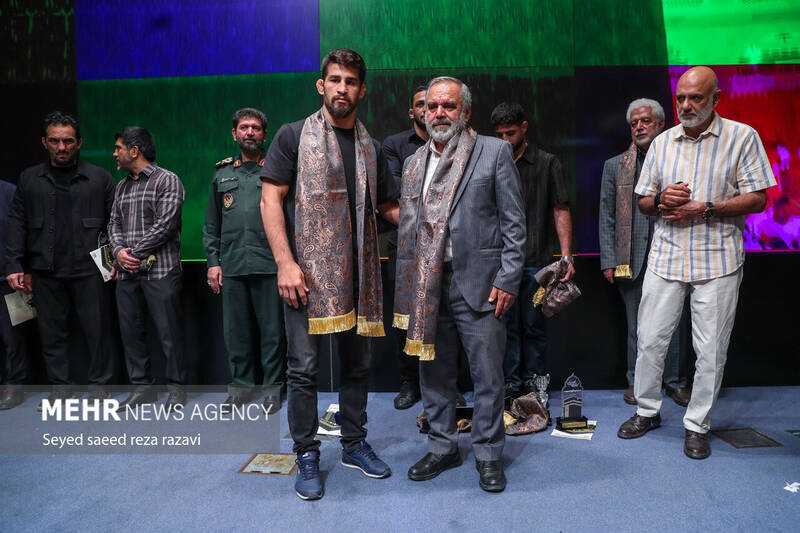 4518787 مراسم تجلیل از قهرمانان تیم ملی کشتی جمهوری اسلامی ایران