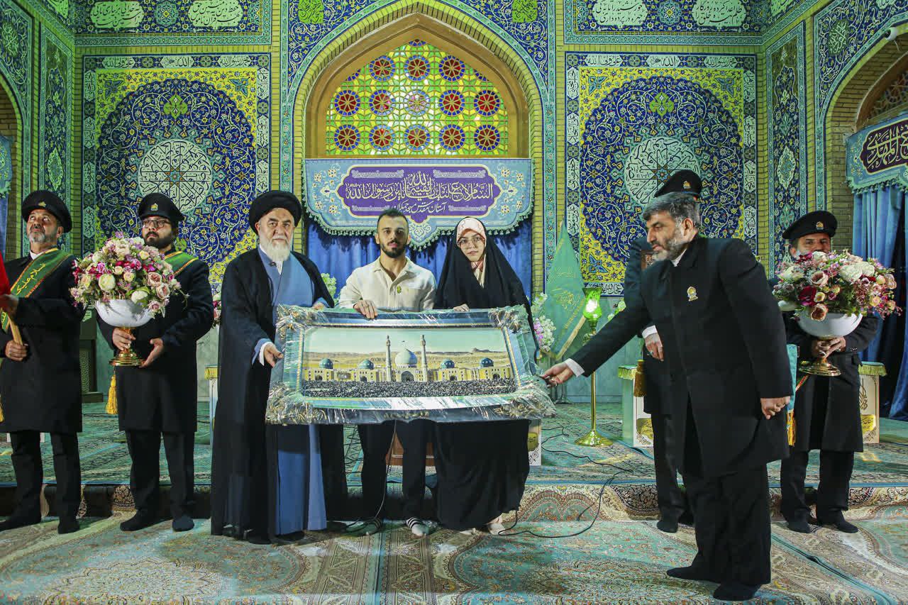 4522867 مرد سال فوتسال آسیا خادم افتخاری مسجد جمکران شد