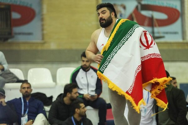 4863853 صابری: هدفم بازگشت به رکورد ۲۰ متر و مدال در بازیهای آسیایی است