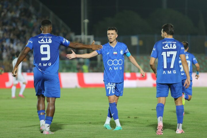 5689208 زوج دو ملیپوش در استقلال جواب نمیدهد؛ شباهت نازون با آقای گل