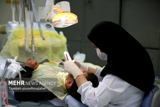 5707883 دندانهای کودکان از چه زمانی نیاز به مراقبت دارند؟