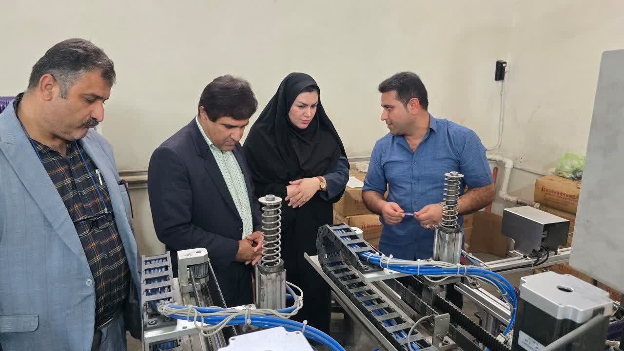 5718111 مشکلات واحدهای تولیدی و صنعتی بندرریگ بررسی شد