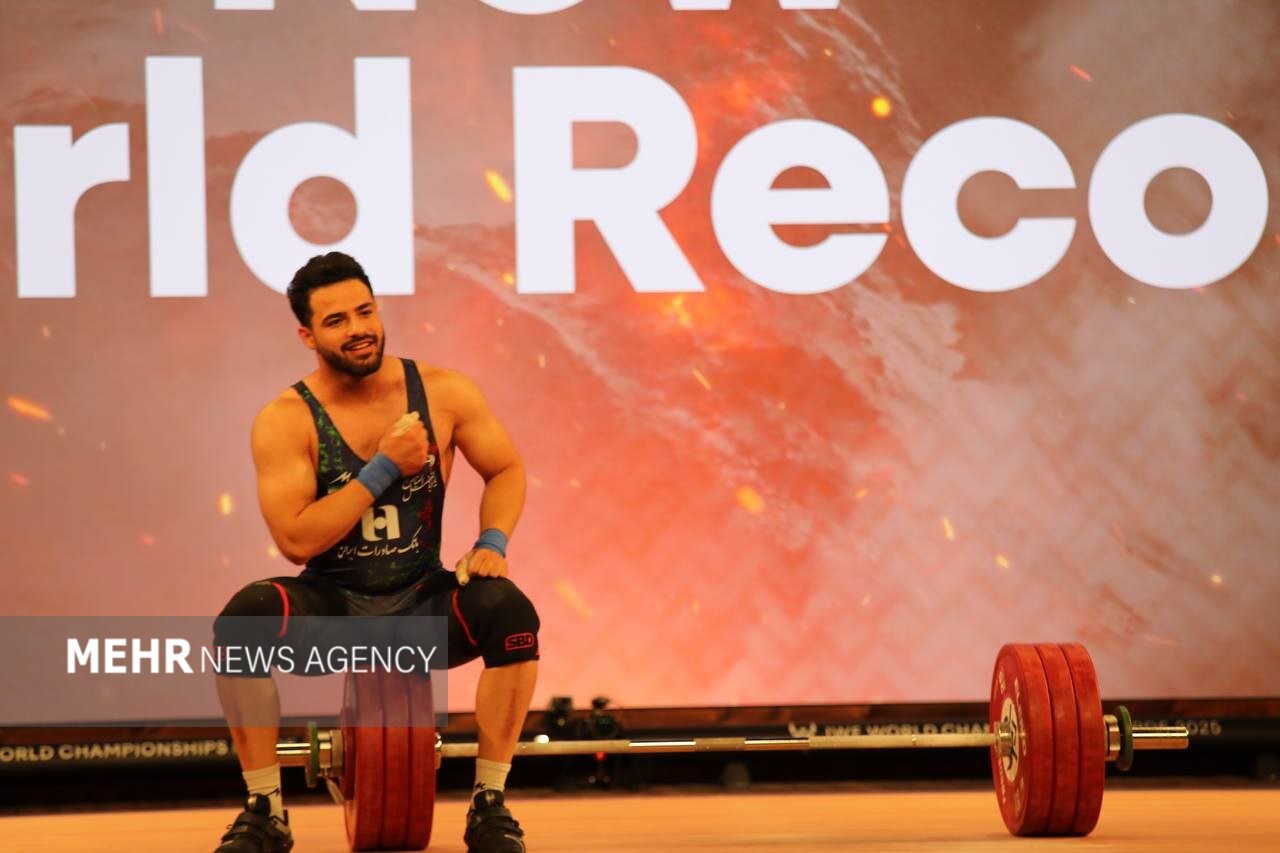 5718233 دو چهره متفاوت تیم ملی وزنهبرداری/ امیدواری به یک نسل و هشدار مهم