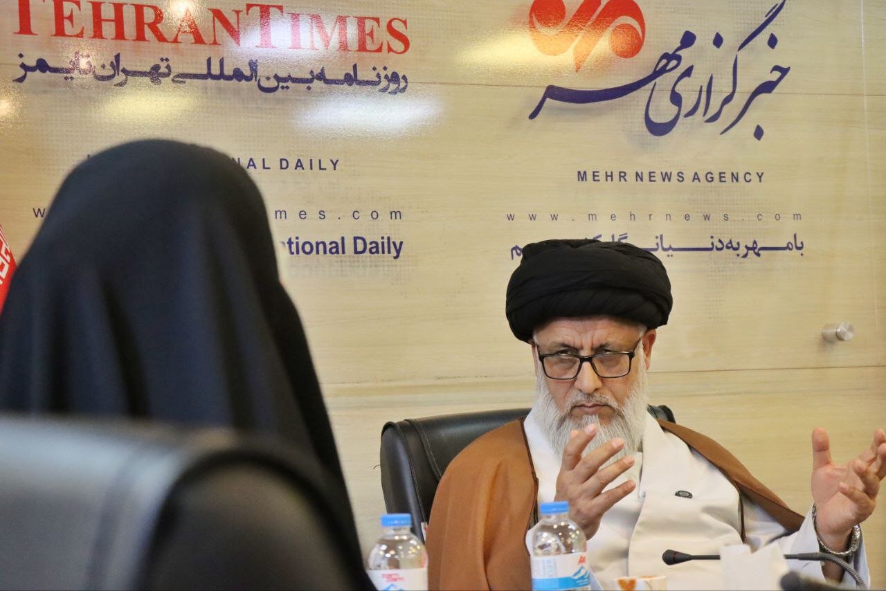 5720320 بازپس گیری پایگاه «بگرام» منتفی است؛ حتی یک آمریکایی زنده برنخواهد گشت