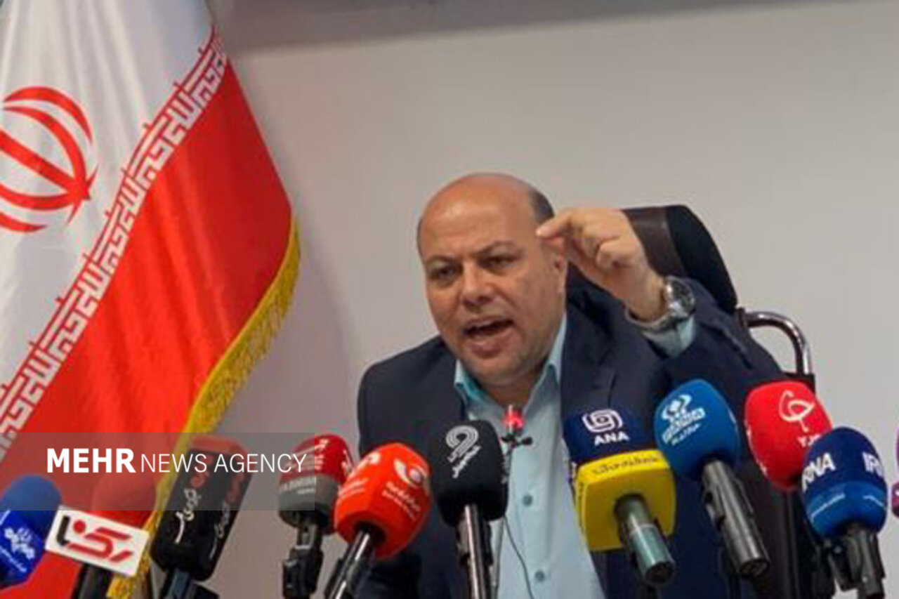 5724565 کمبود ۱۵ هزار مربی تربیت بدنی؛ تلاش برای افزایش سرانه ورزش دانش آموزی