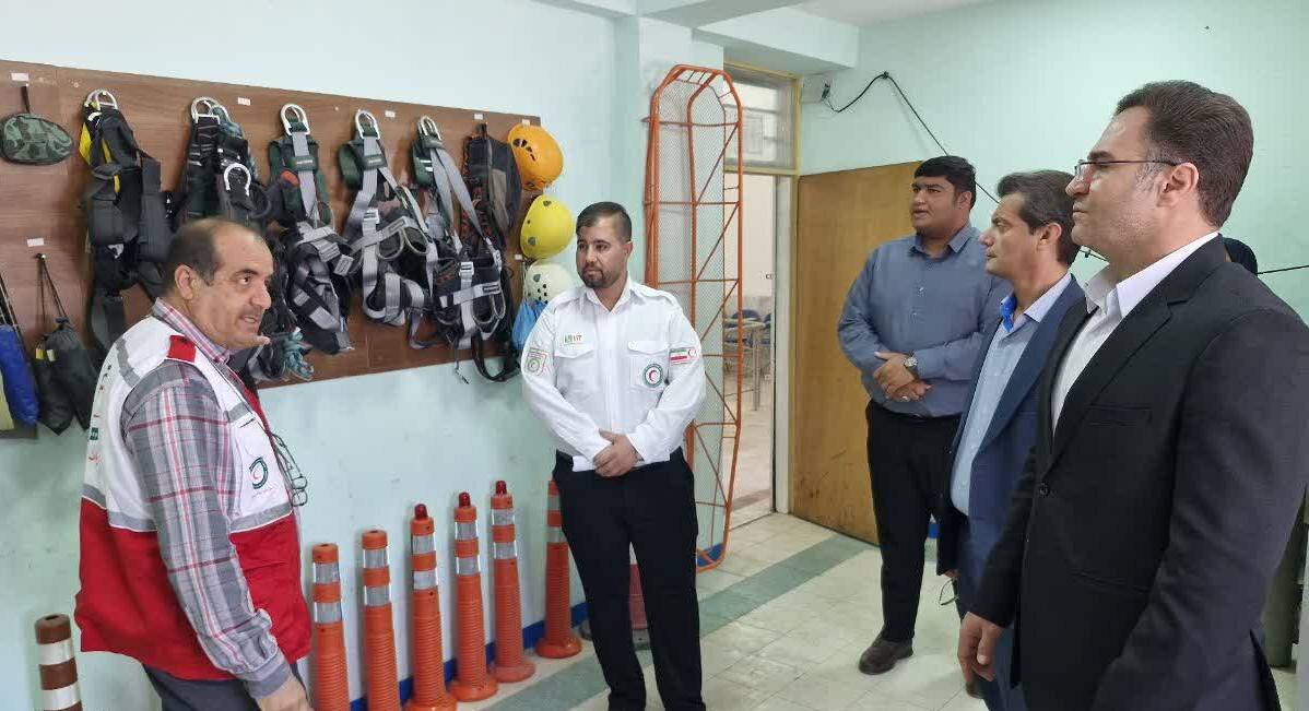 فرماندار تنگستان: هلال احمر در خط مقدم کمک‌رسانی است