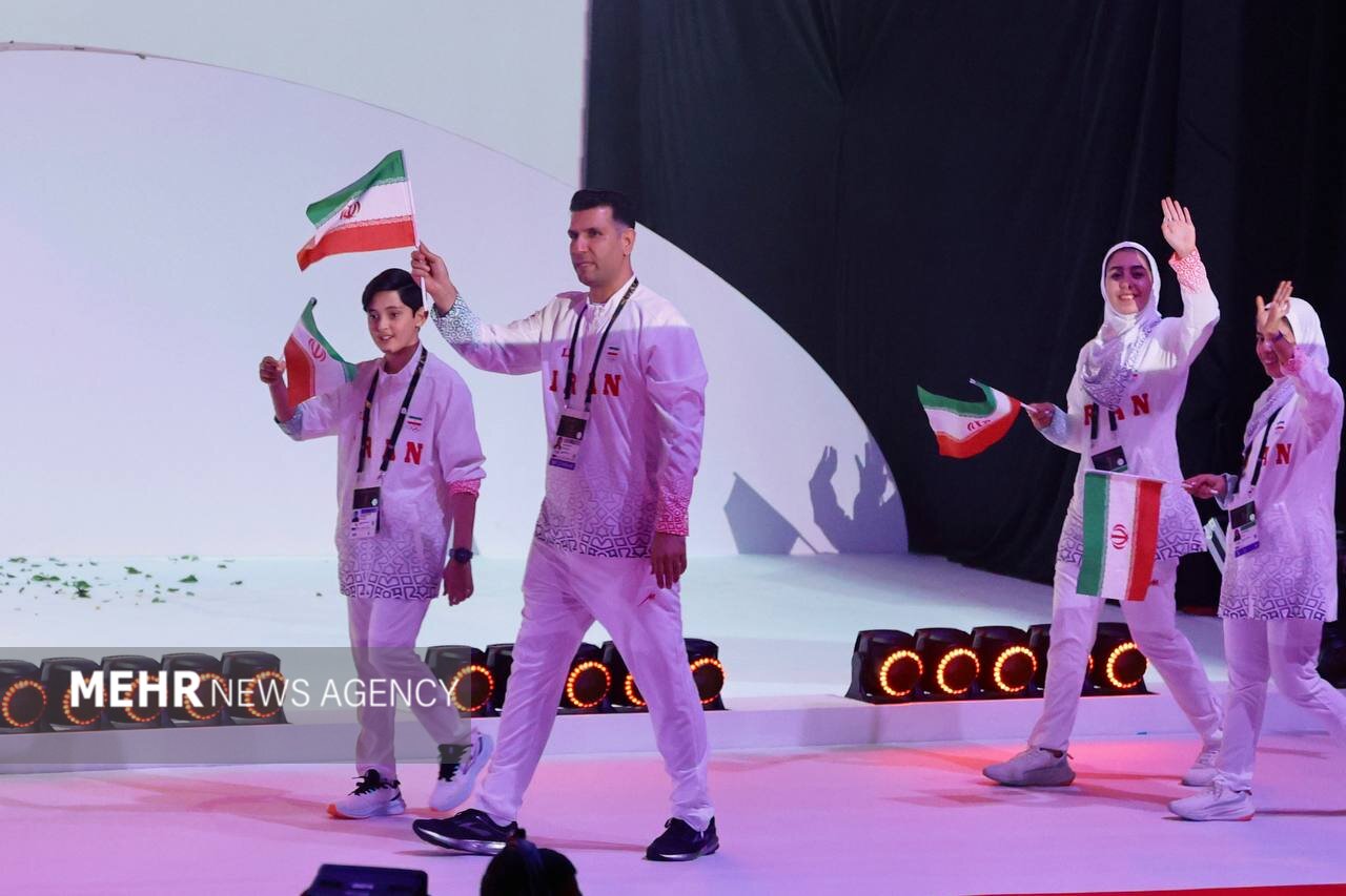 رژه کاروان ورزش ایران و استقبال گرم از کاروان فلسطین + فیلم و عکس