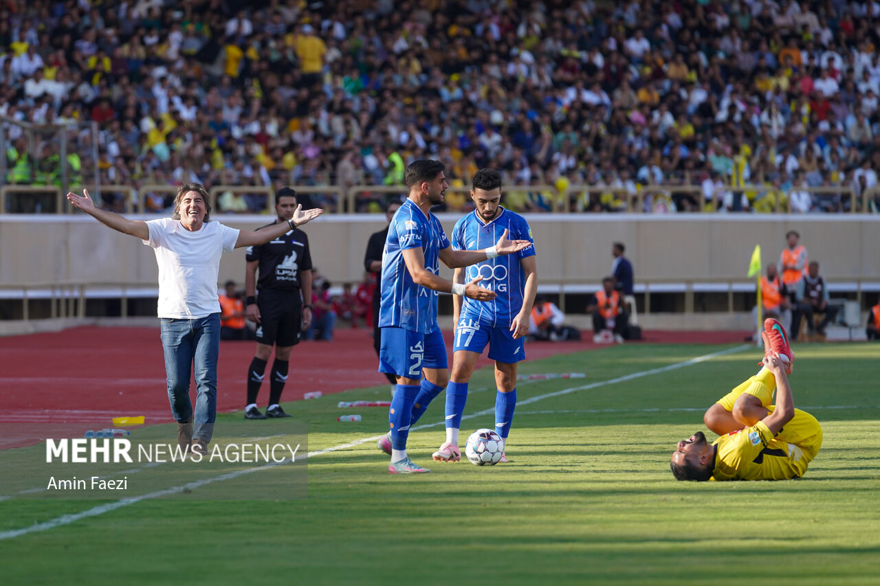 5743071 توصیه به بازیکنان استقلال برای «بدتر» نشدن/ هاشمیان آخرین اخراجی نبود!