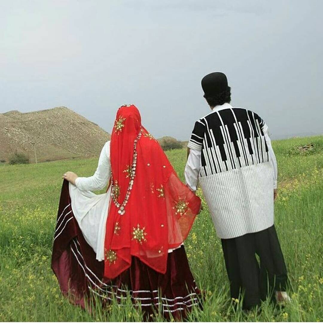 5747228 پوشش زنان درچهارمحالوبختیاری؛ دختران امروز شاهزادگان فرهنگ ایرانیاند