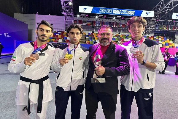 5749707-1 تیم ملی تکواندو آقایان نایب قهرمان جهان شد