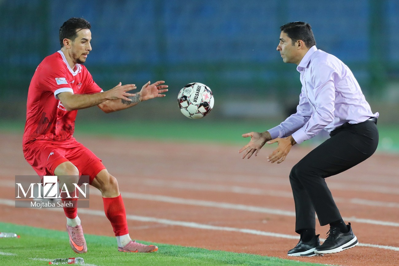 هاشمیان قربانی سکوت و بیحاشیهگی؟/ وقتی این کُت به تن هاشمیان تنگ است هاشمیان قربانی سکوت و بیحاشیهگی؟/ وقتی این کُت به تن هاشمیان تنگ است