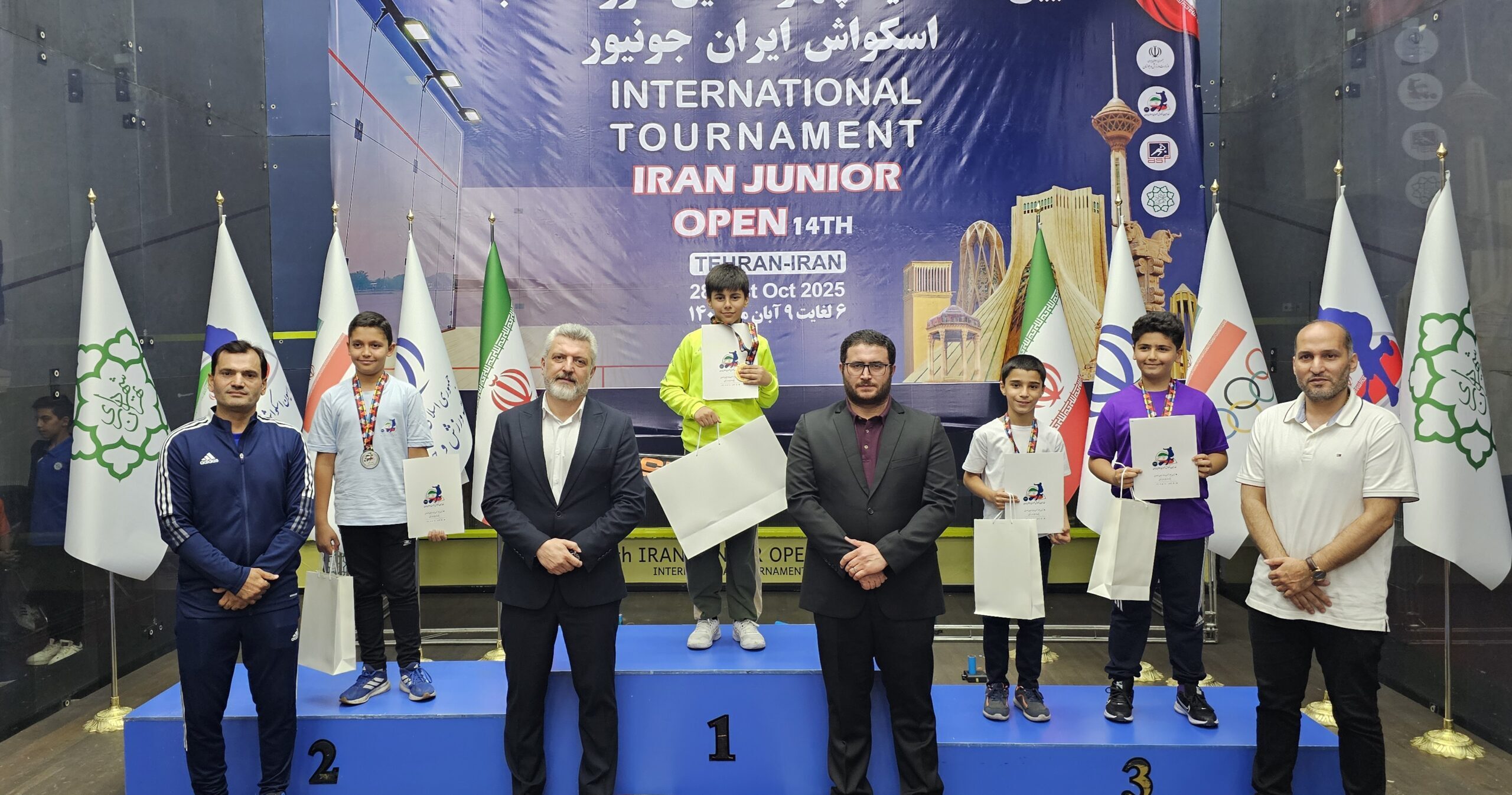 پایان مسابقات اسکواش ایران جونیور با معرفی نفرات برتر در ۲ بخش پسران و دختران پایان مسابقات اسکواش ایران جونیور با معرفی نفرات برتر در ۲ بخش پسران و دختران