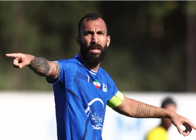 غیبت چشمی از دیدار استقلال برابر مس رفسنجان و المحرق بحرین به دلیل مصدومیت