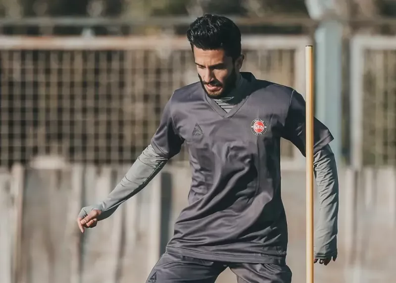 بازگشت سید مهدی حسینی هافبک تراکتور به تمرینات پس از هشت ماه دوری