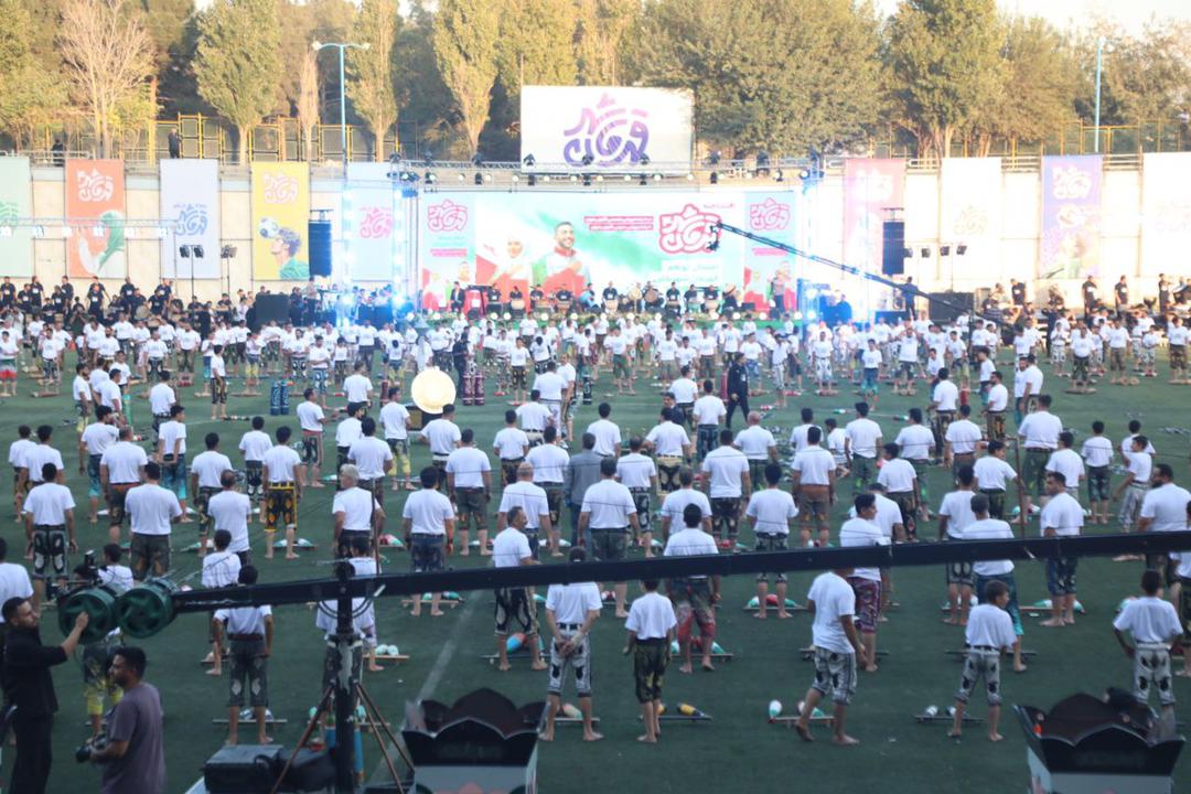 d982d987d8b1d985d8a7d986d8b4d987d8b1-3 زاکانی: امیدواریم قهرمان شهر را در اوج ببینیم