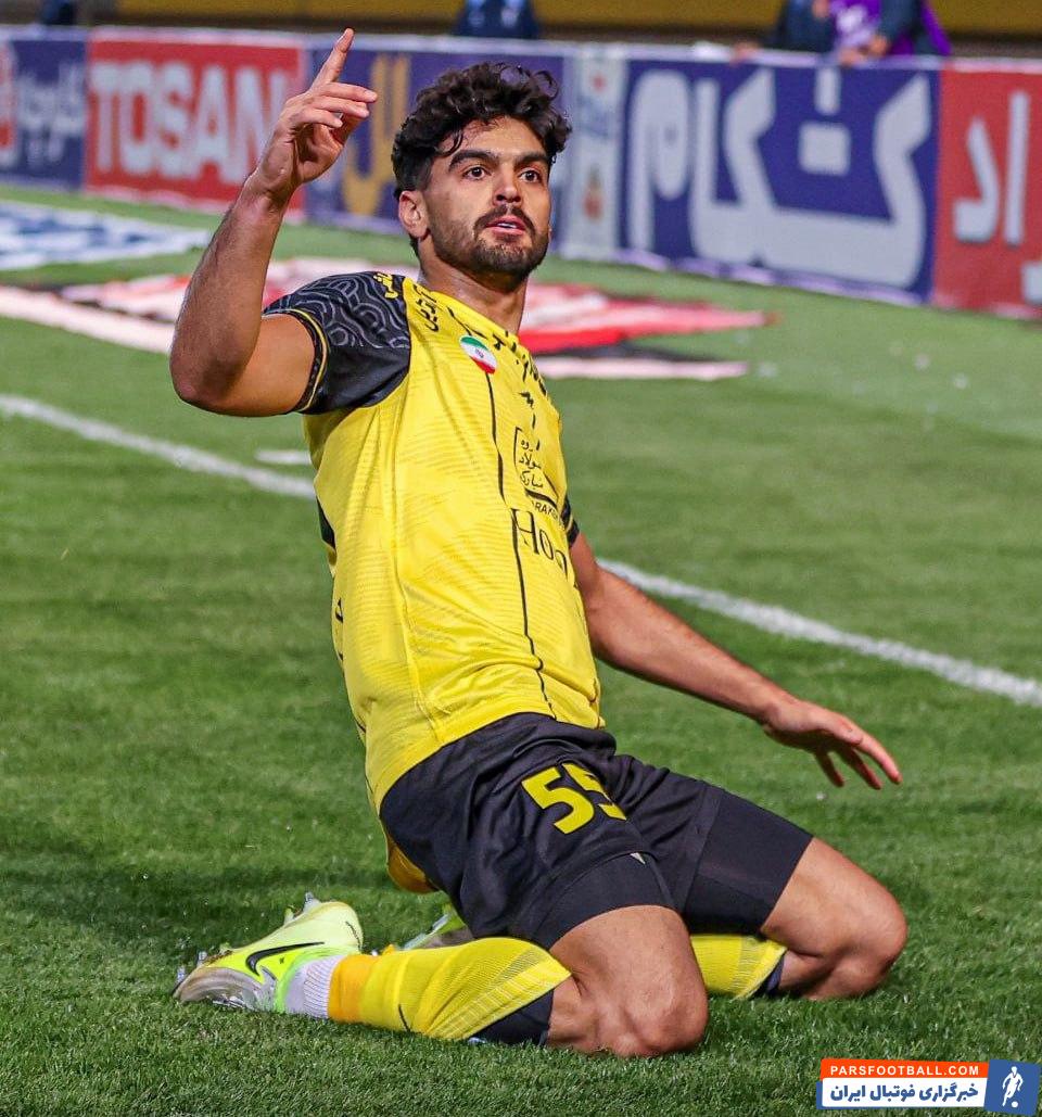 درخشش محمدامین حزباوی در دیدار سپاهان برابر پیکان