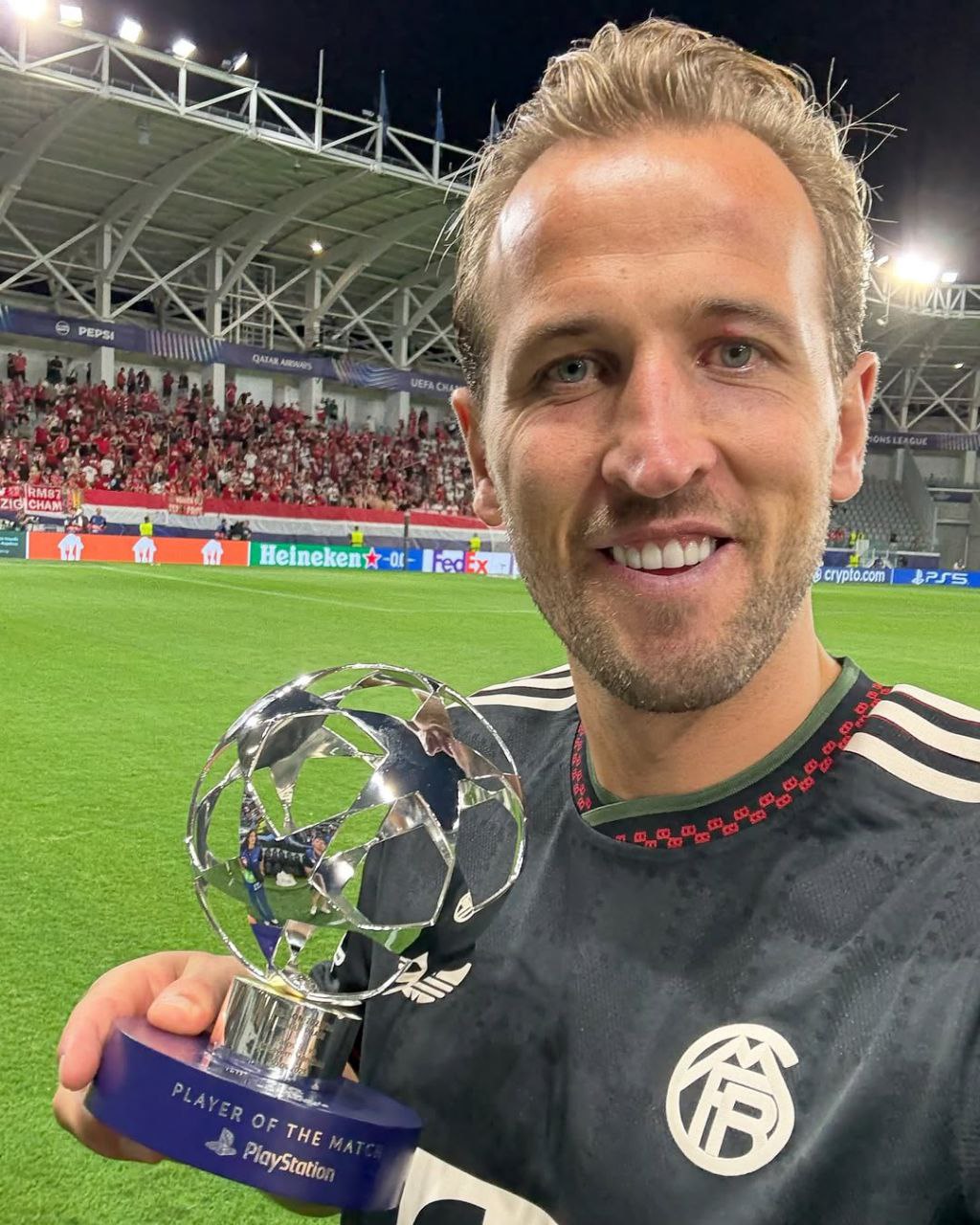 harrykane-bayern_2025-10-01_01-56-30 هری کین - بهترین بازیکن زمین بایرن مونیخ مقابل پافوس - لیگ قهرمانان اروپا