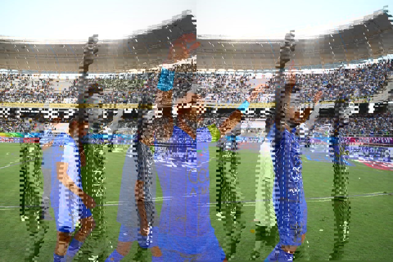 hm3gi0jk5 عکس از تشویق ایسلندی رامین رضاییان در بازی با فجر سپاسی