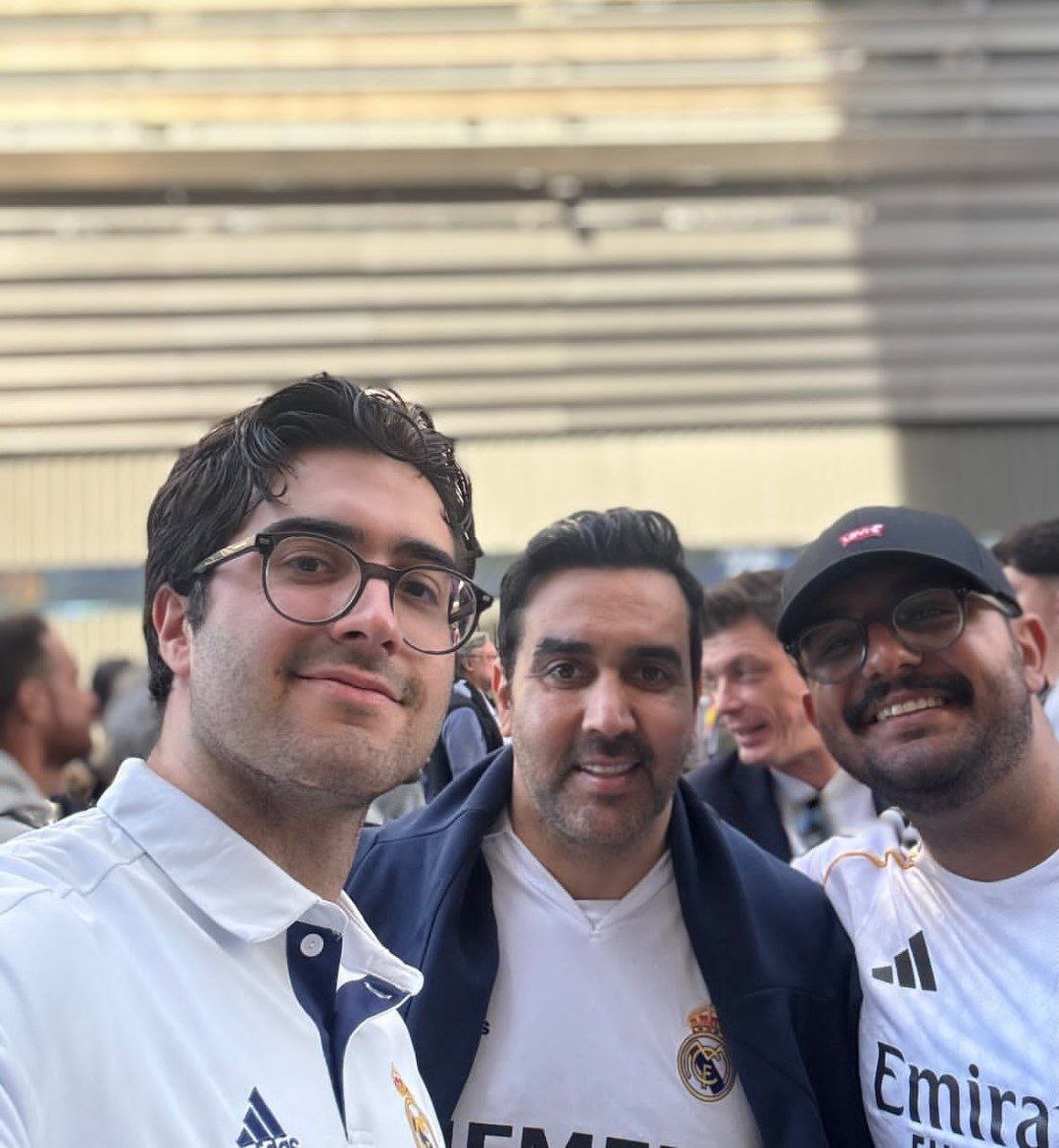 img_20251026_182158_630 یک ایرانی مهمان الکلاسیکو؛ بازیگر ایرانی تماشاگر بازی رئال مادرید و بارسلونا