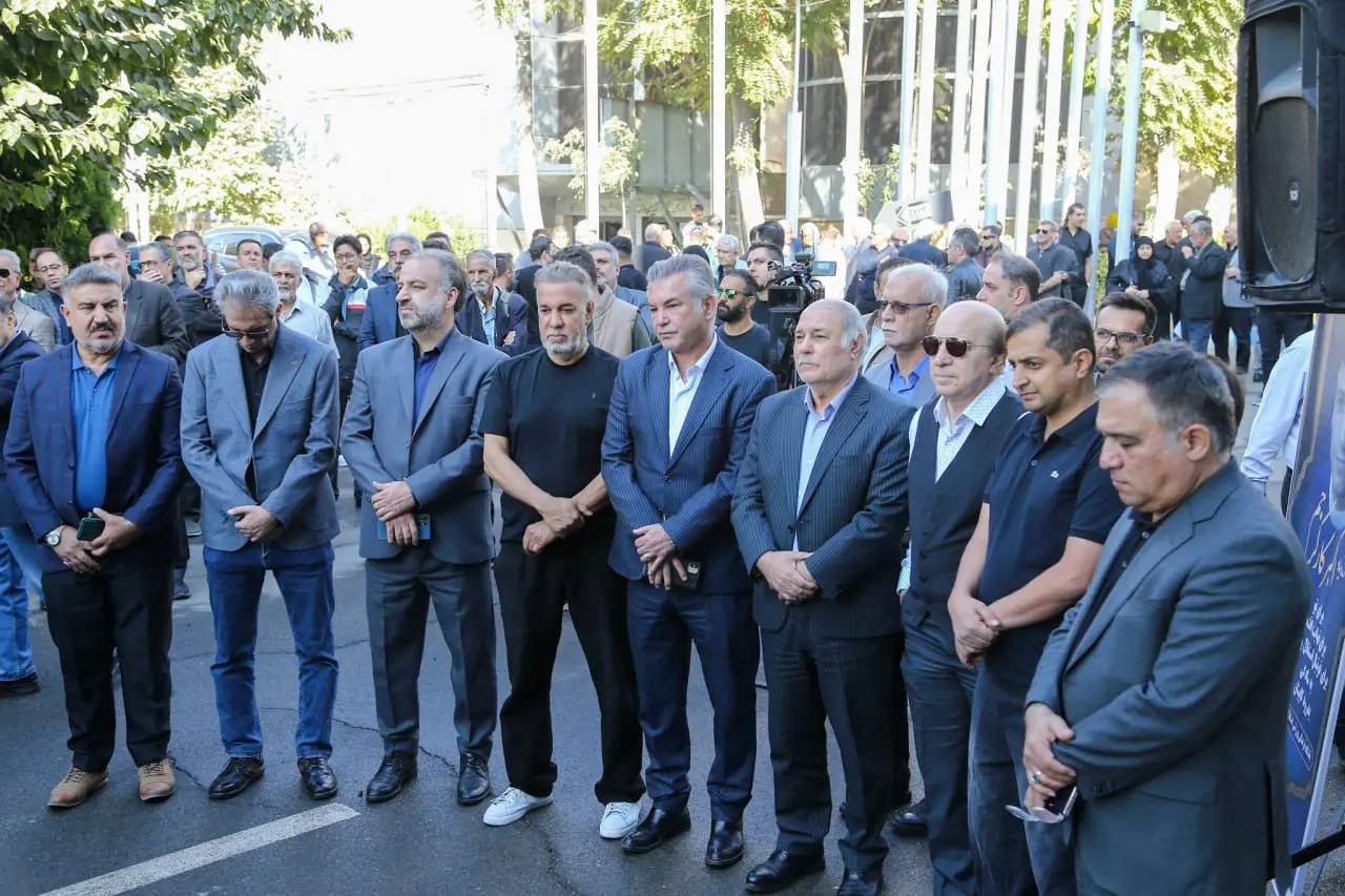 img_20251029_123542_957 مراسم تشییع پیکر مرحوم اکبر کارگرجم(عکس)