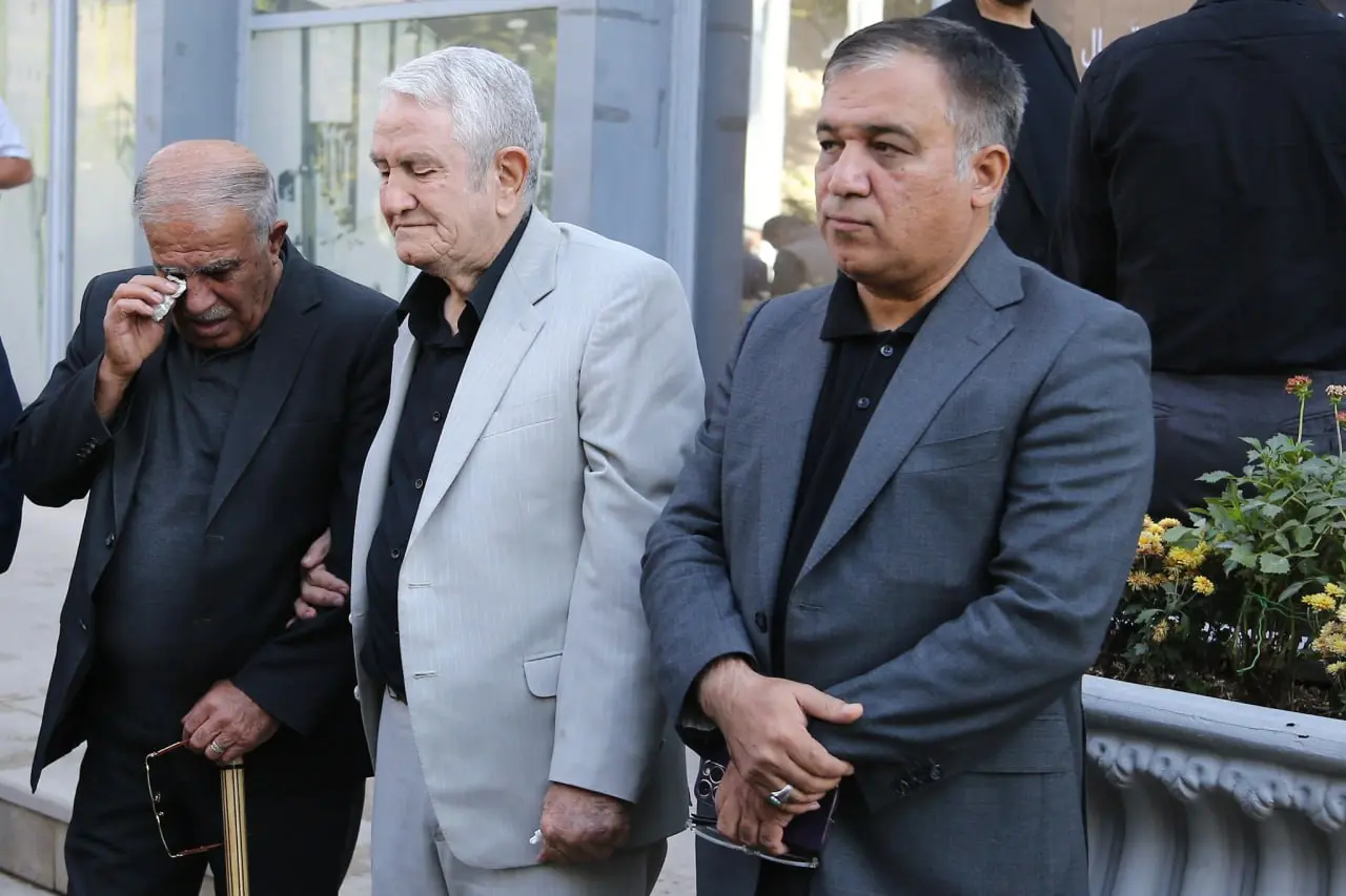 img_20251029_123721_959 مراسم تشییع پیکر مرحوم اکبر کارگرجم(عکس)