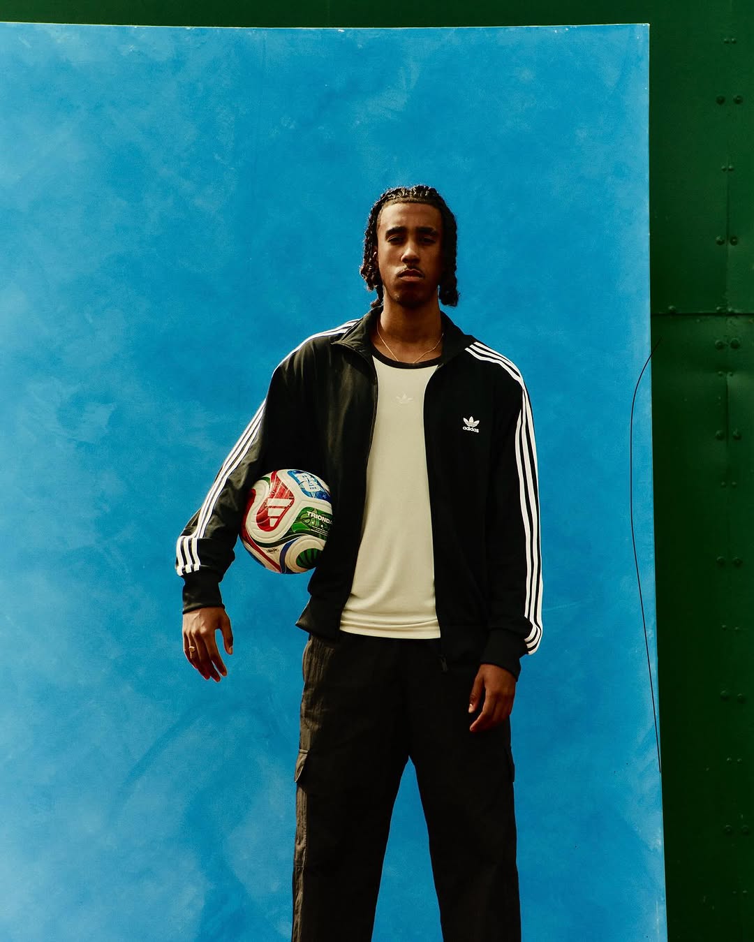 photo_2025-10-04_00-38-45 لنی یورو