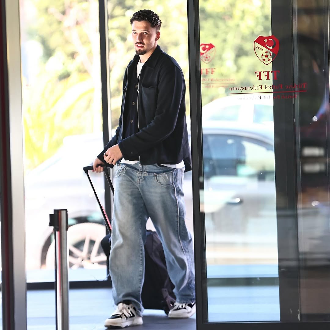 photo_2025-10-09_01-26-14 آلتای بایندر