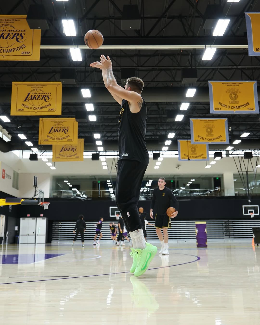 photo_2025-10-09_01-26-37 لوکا دانچیچ