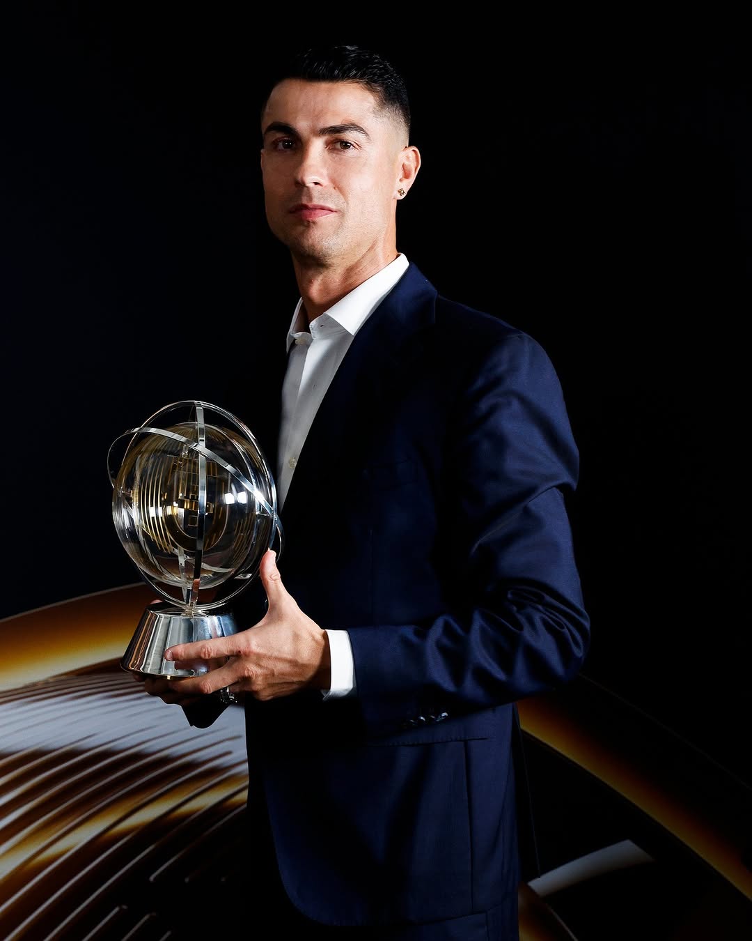 photo_2025-10-09_01-26-45 کریستیانو رونالدو