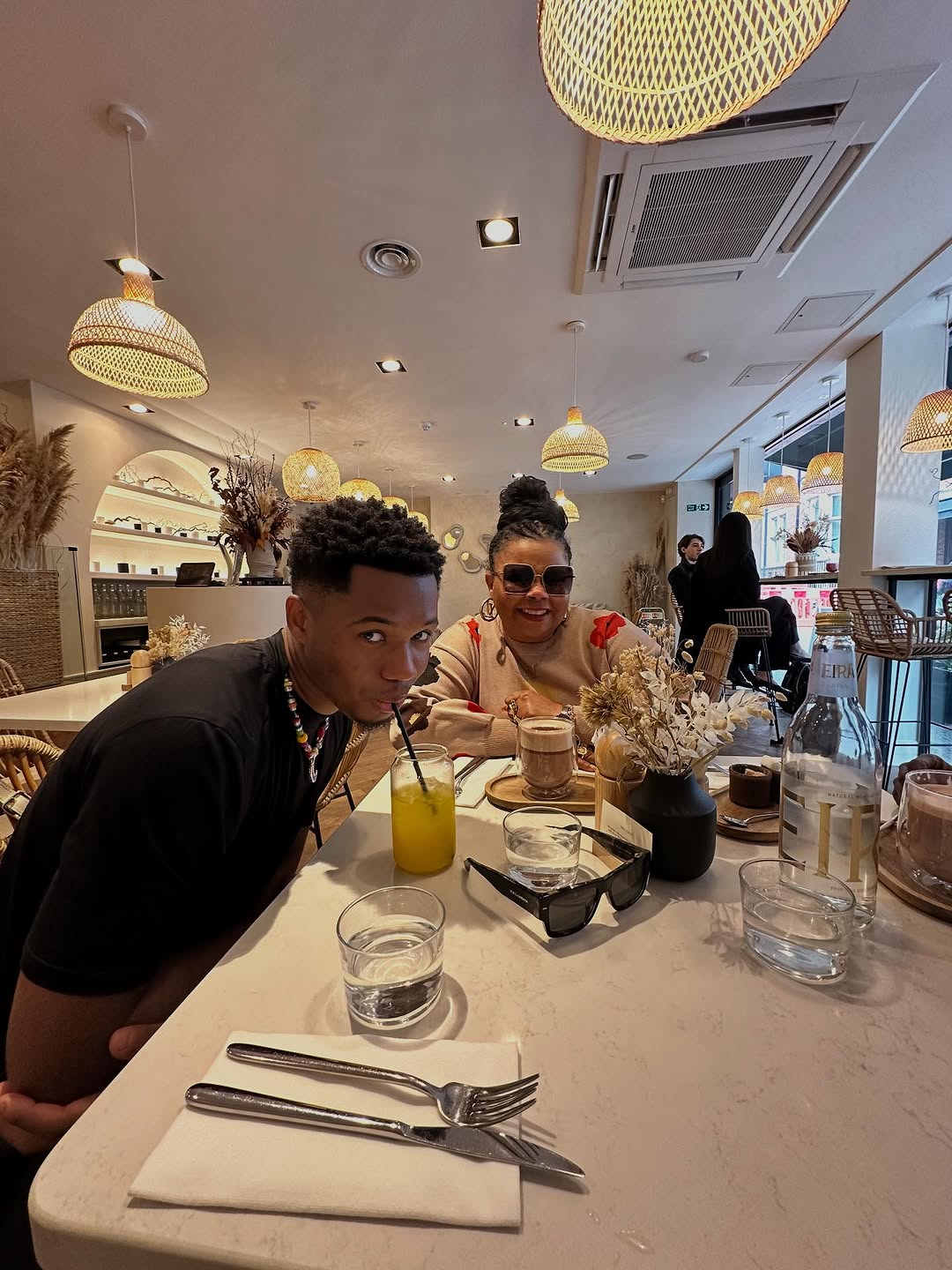 photo_2025-10-13_01-52-18 آنسو فاتی