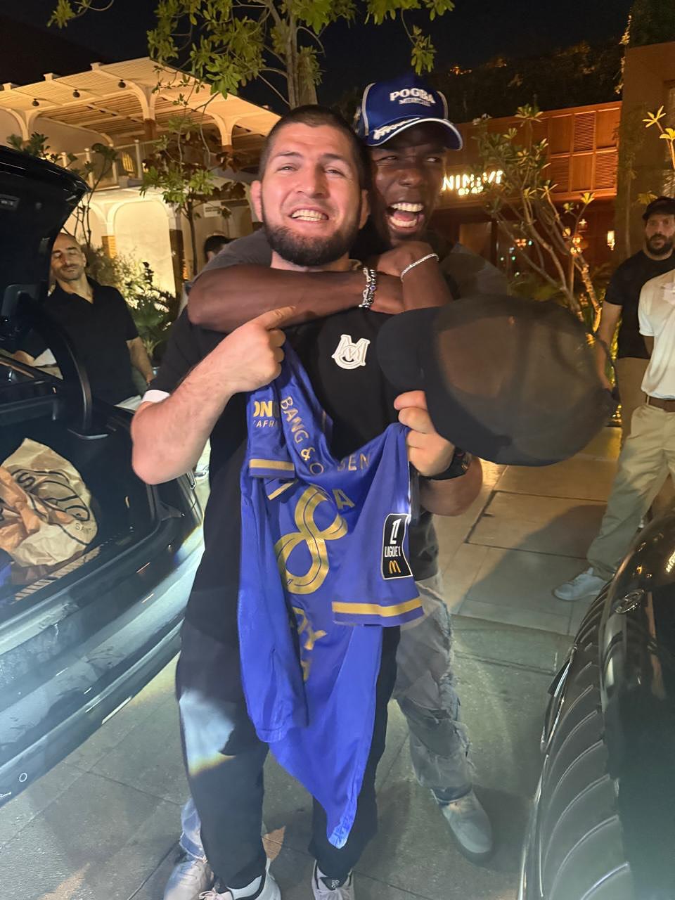 photo_2025-10-14_02-01-54 پل پوگبا