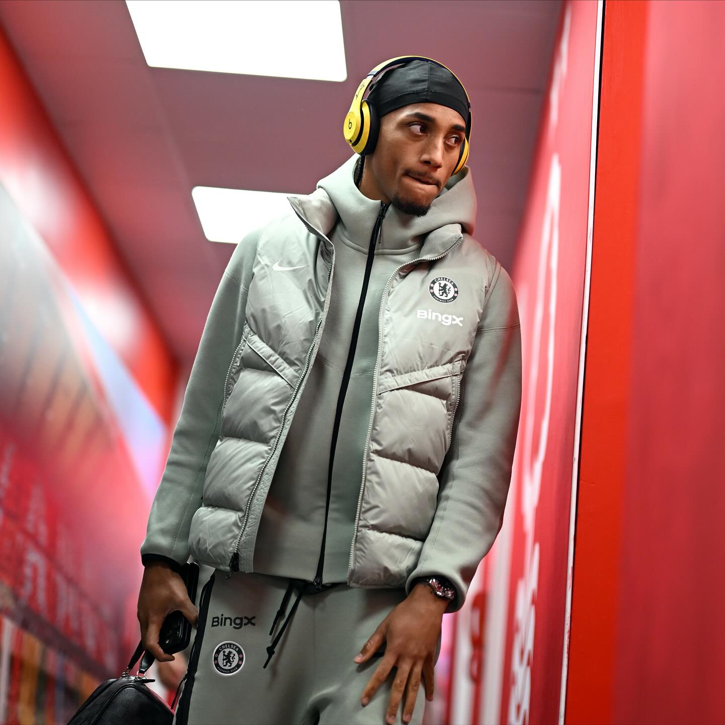 photo_2025-10-19_01-51-48 ژائو پدرو