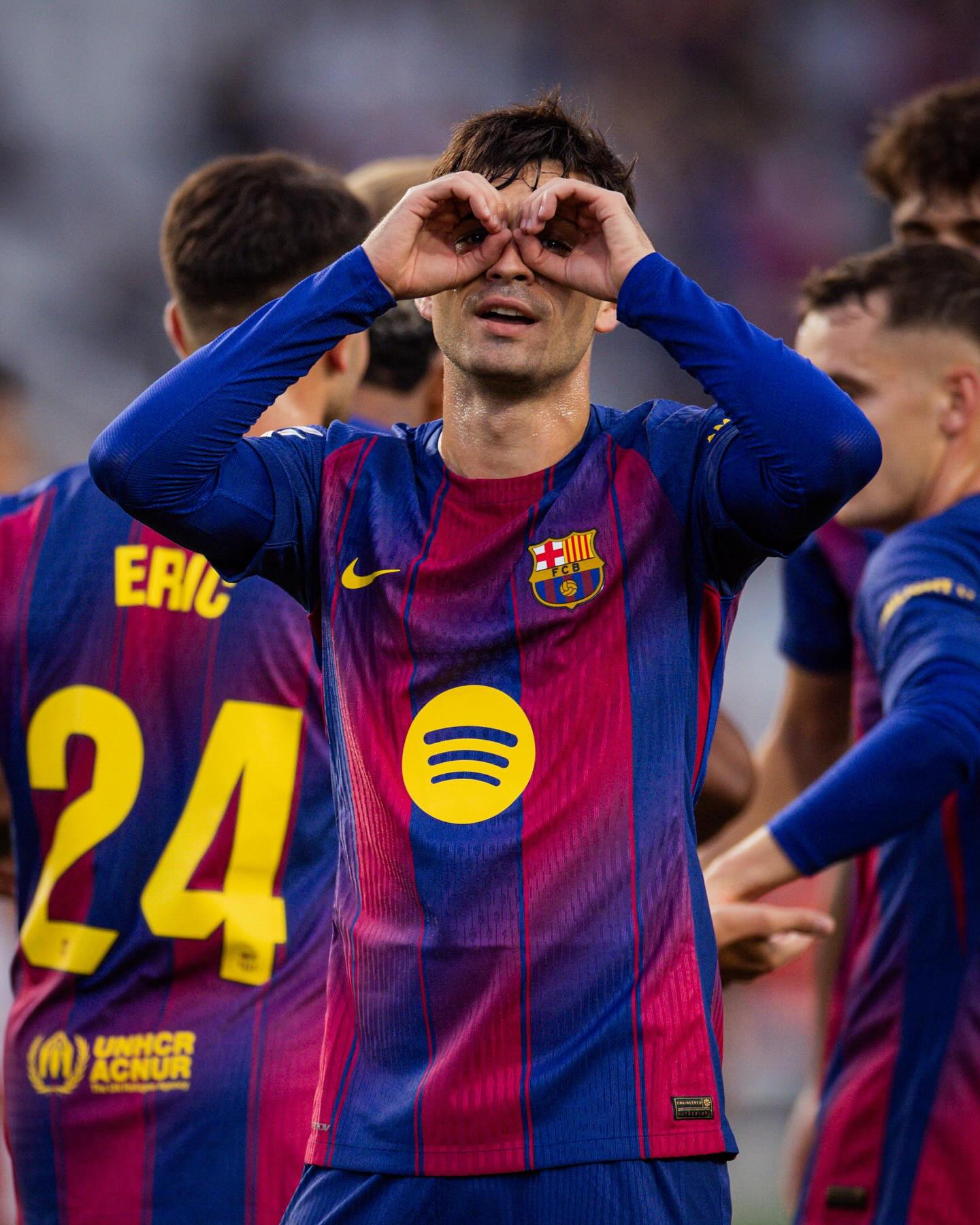 photo_2025-10-19_01-52-20 پدری