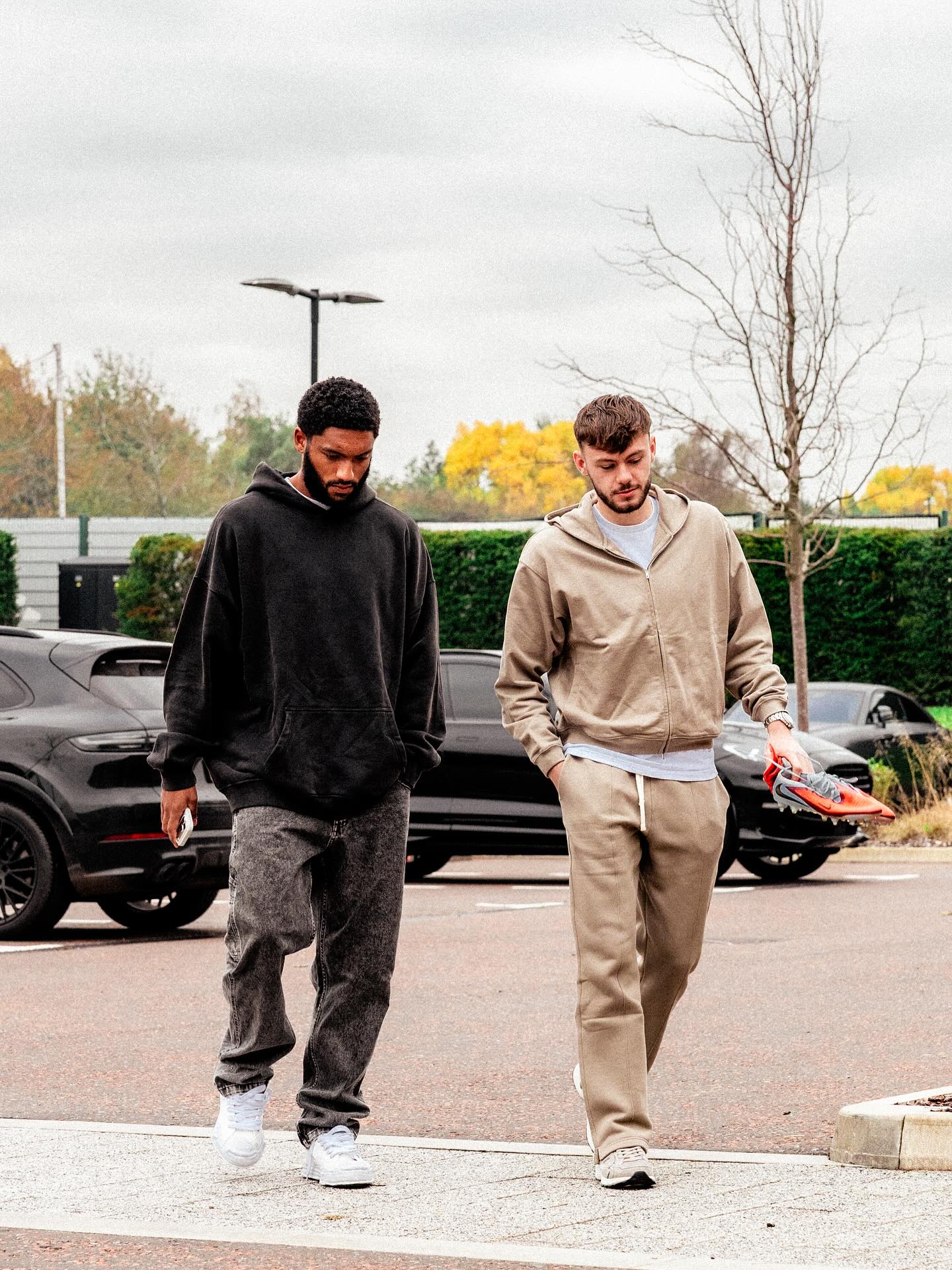 photo_2025-10-19_01-53-10 جو گومز