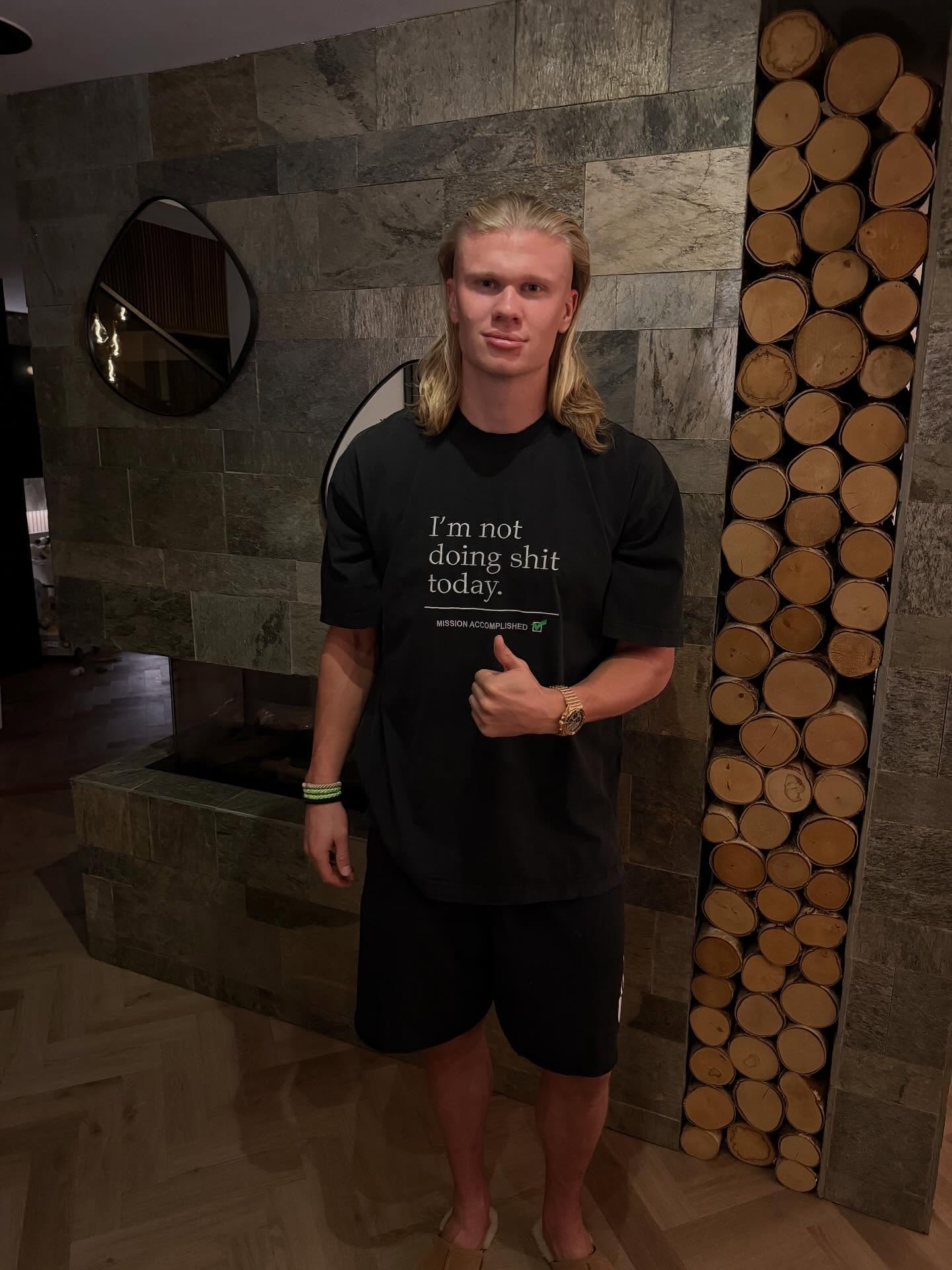 photo_2025-10-19_01-53-35 ارلینگ هالند