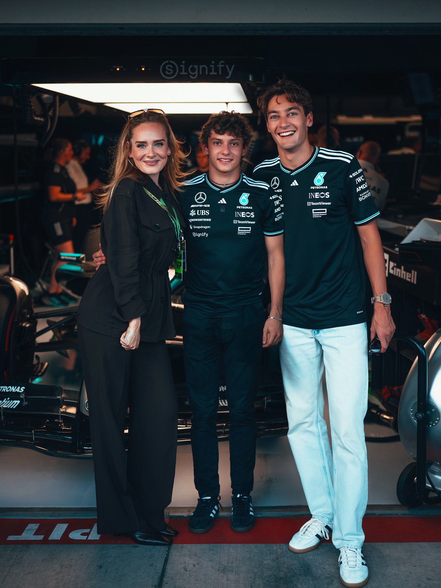 photo_2025-10-20_02-03-38 مرسدس