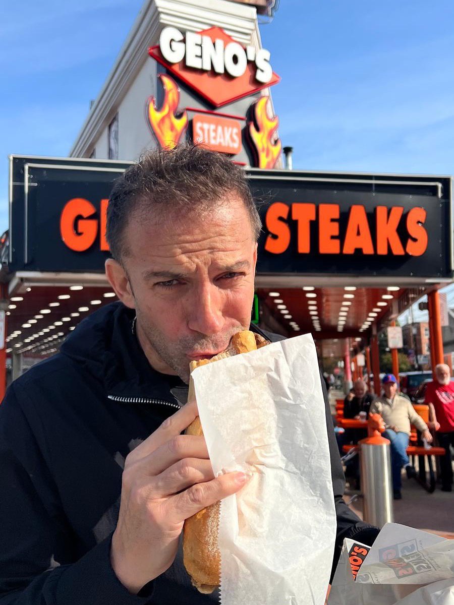 photo_2025-10-20_02-03-57 الساندرو دل پیرو