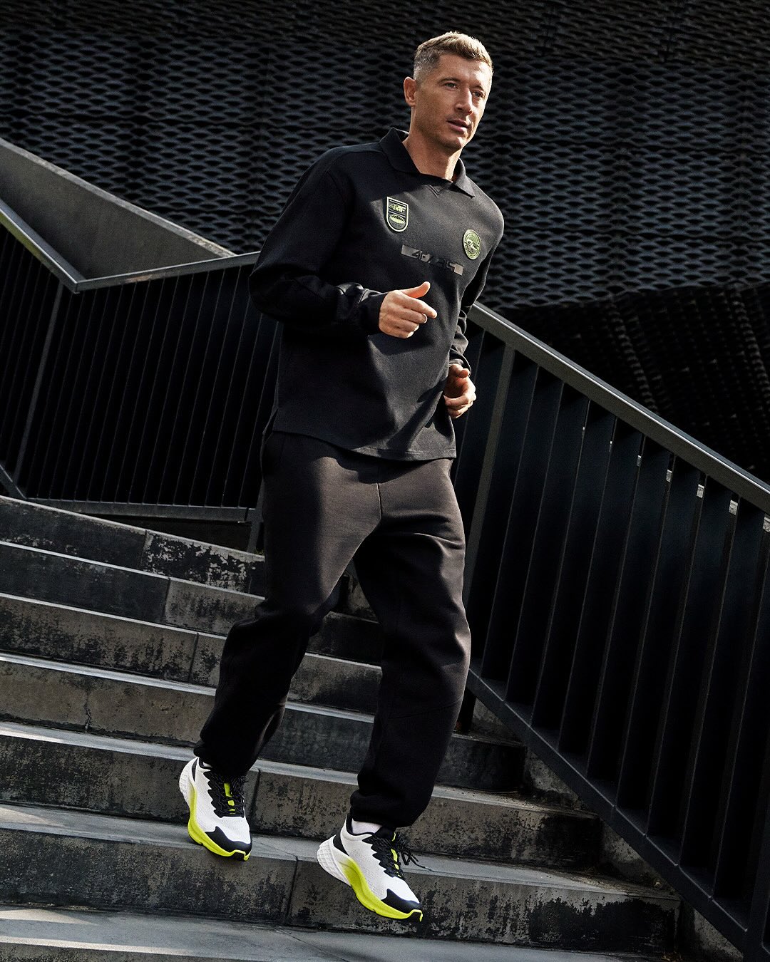 photo_2025-10-21_01-53-34 روبرت لواندوفسکی