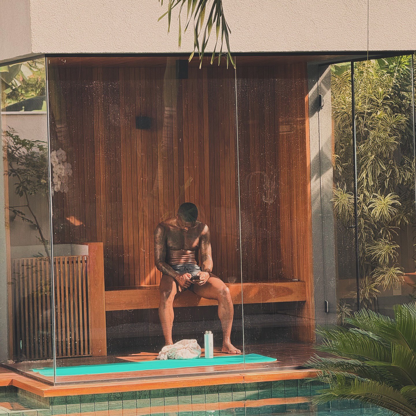 photo_2025-10-22_01-50-12 داگلاس کاستا