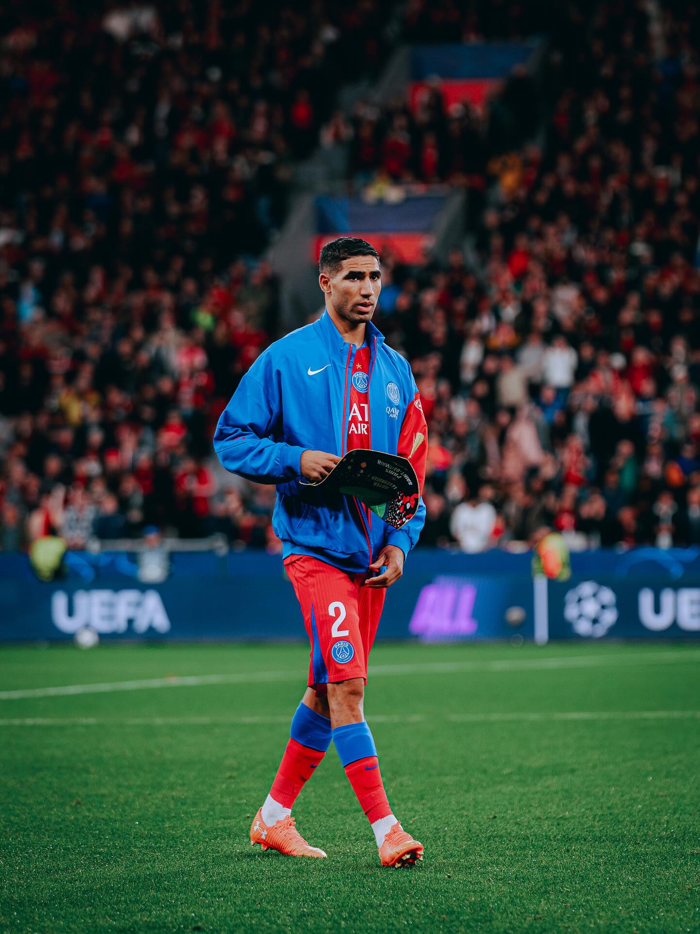 photo_2025-10-22_01-52-55 اشرف حکیمی