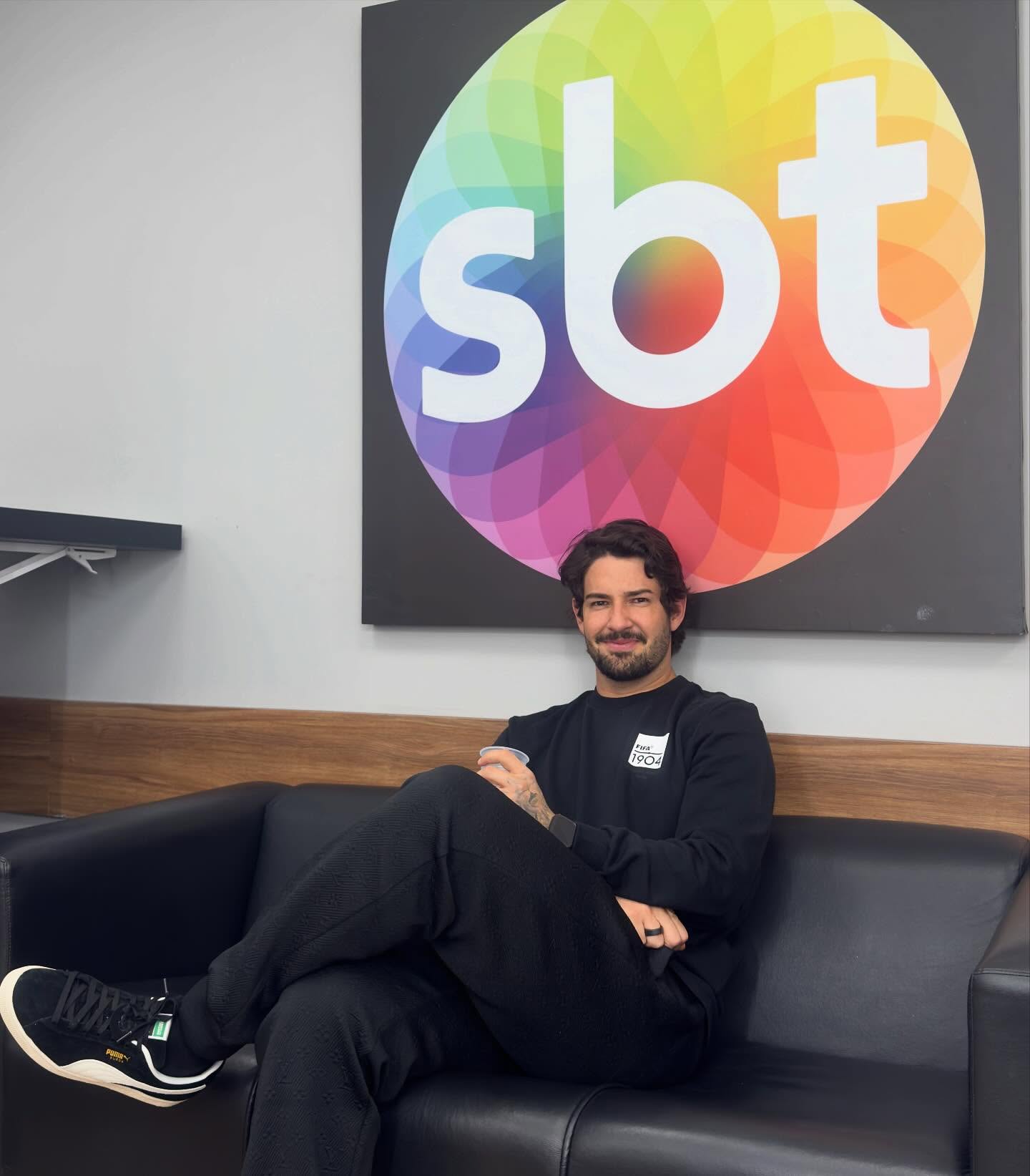 photo_2025-10-25_01-21-25 الکساندر پاتو