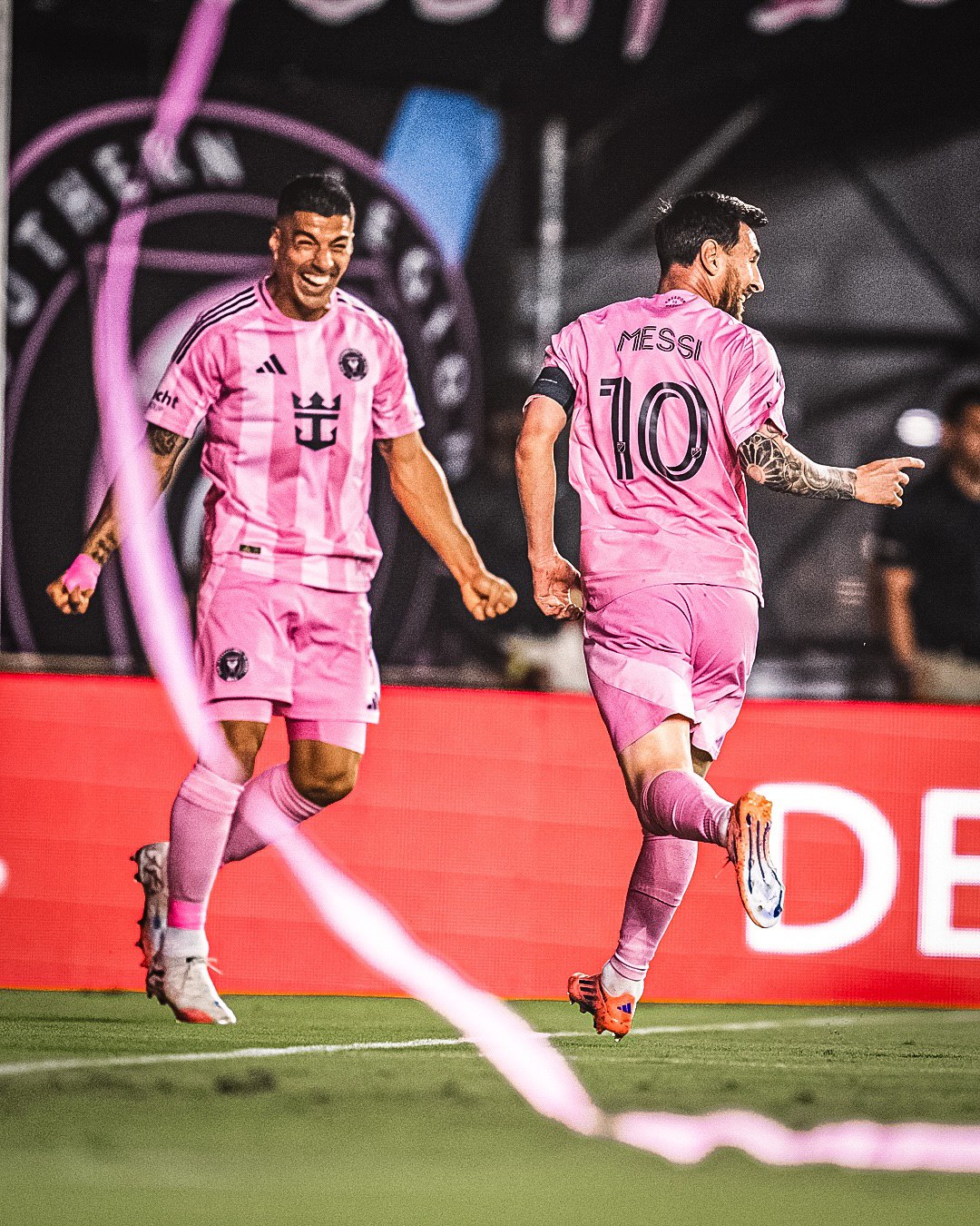 photo_2025-10-26_02-57-26 لوییس سوارز